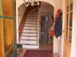 saisonnière - maison à vendre -  Yves de Sagazan -  Ref : 84001/escalier1